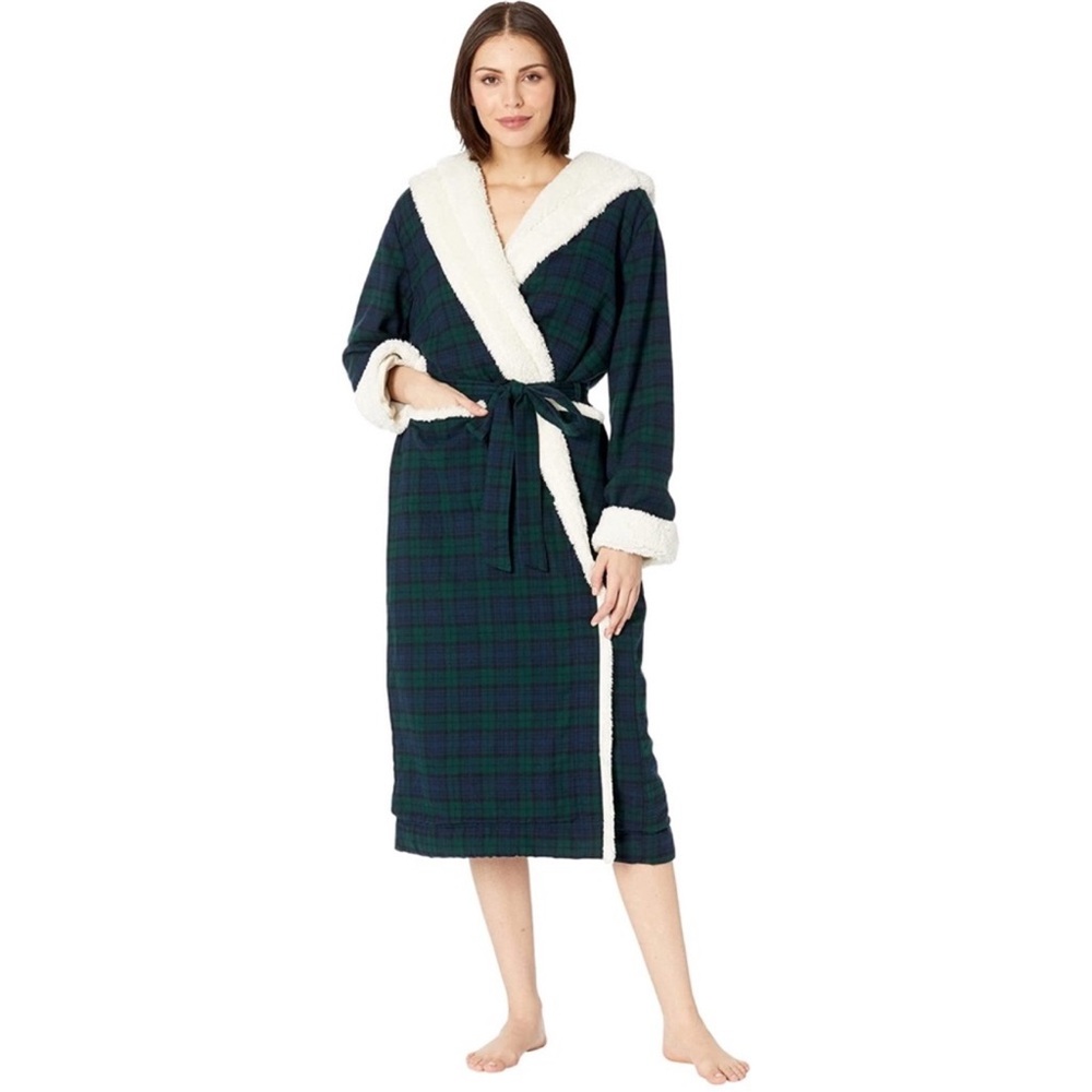 L.L Bean Women's Scotch Plaid Flannel Robe, Sherpa-Lined Long in Black Watch